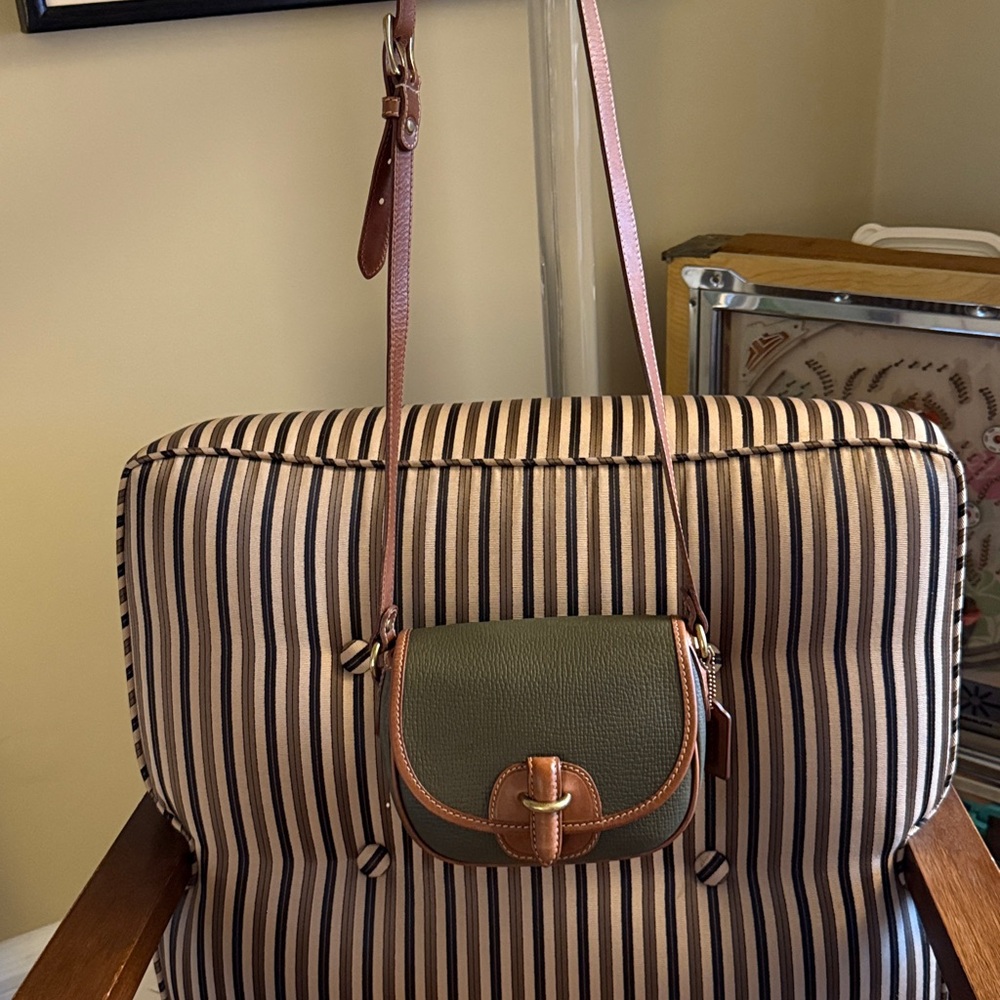 Vintage Coach Cassidy mini bag 4204 olive green w/ tan Dakota collection Italy - Picture 3 of 16